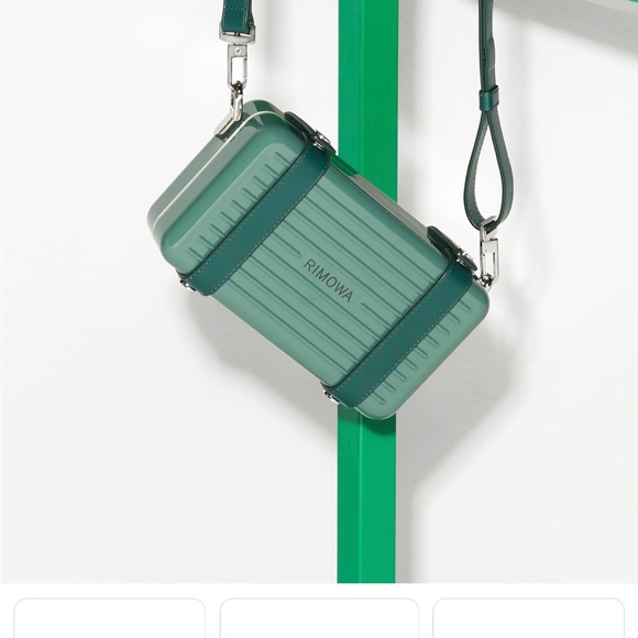 Classic Rimowa Amenity Kit (collaboration with Eva Air on First class).Authentic - Picture 6 of 6